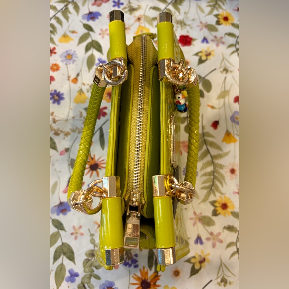 BEBE Lime Green Patent Satchel/Crossbody w/Braided Top Handle/Adjustable Strap - Picture 11 of 14